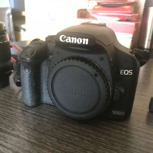 Canon EOS 500D, EF-S 18-55mm 3.5-5.6 IS kit set