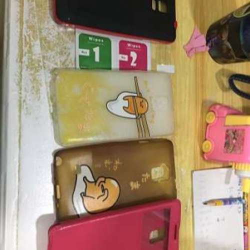 還報清屋放Samsung. LG. iPhone手機套多個， 有意pm取