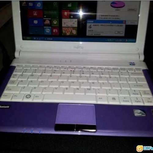 紫白色富士通 M2010 net book  全套齊盒全原裝行貨..交換note book