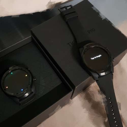 TICWATCH PRO (國際版)(藍芽版) smart watch