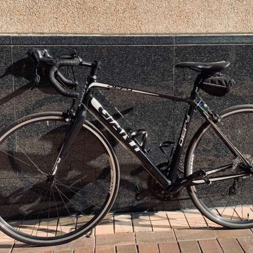 Giant defy 公路車