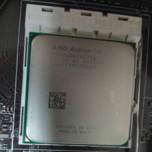 AMD Athlon II X2 240 + MSI 880GM-E41