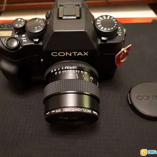 Contax  RX and  Distagon T* 28mm f2.8