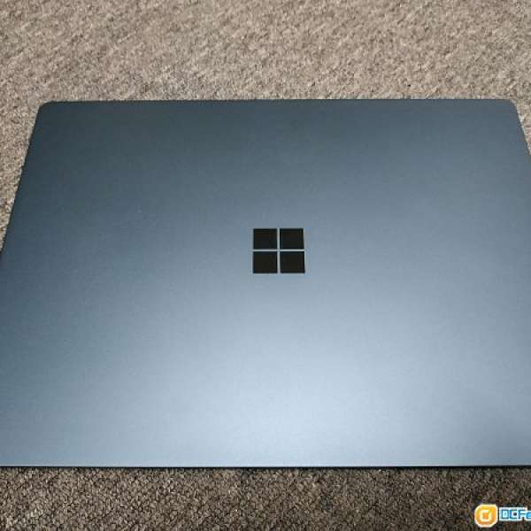 Surface laptop 2 i5 8g ram 256ssd 豐澤單，保用到2020.11. 同新一様