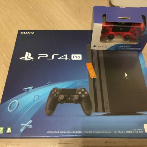 100%全新PS4 Pro 1TB行貨 + wireless controller x1  (如圖)