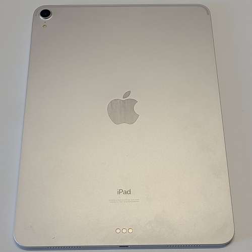 iPad Pro 11吋 2019 256g WIFI版 銀色 爆玻璃 顯示正常 功能正常 2327