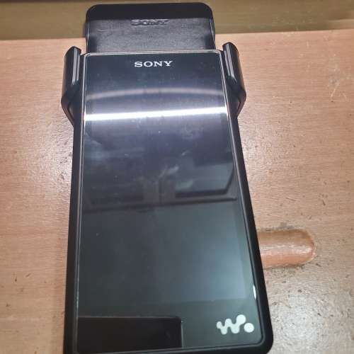 Sony NW-WM1a 黑磚連皮套