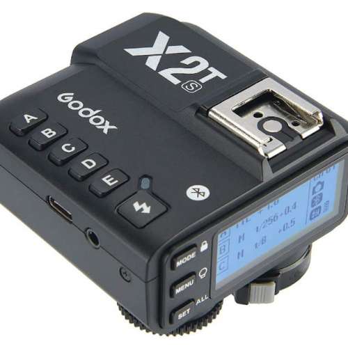 全新 神牛 GODOX X2T 引閃器 備有對應 CANON FUJIFILM 相機型號使用 以供選購
