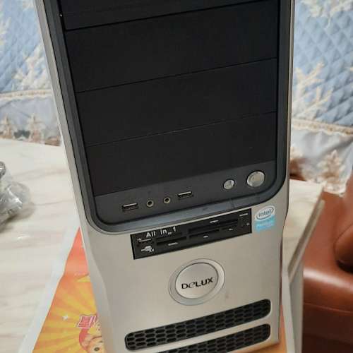 閒置電腦主機一台