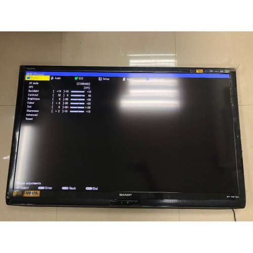 46吋 Sharp LCD TV (model: LC-46LX530H )