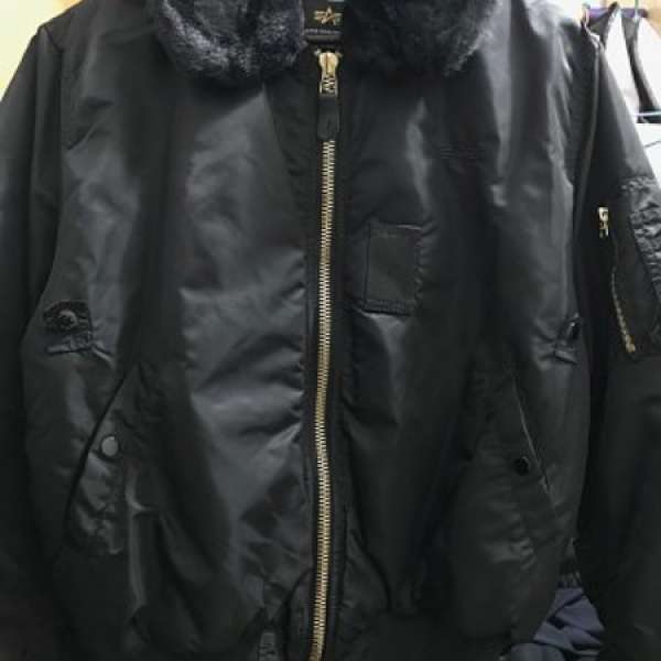 Alpha Industries Flight Jacket in Black (size:M)