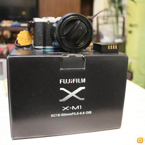 Fujifilm x-m1 Body + 16-50mm 鏡頭