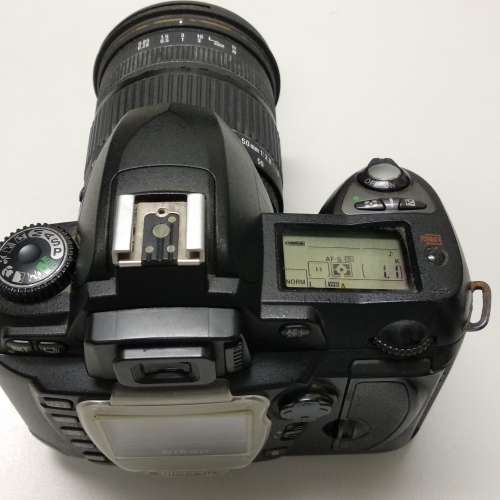 Nikon D70連Sigma 18-50mm/F2.8 EX DC