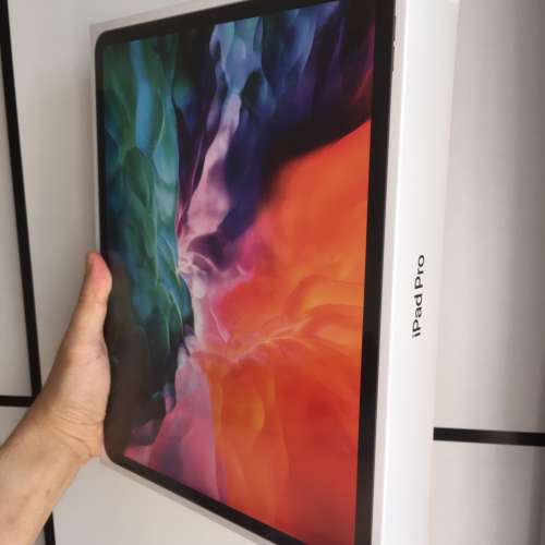 全新 iPad Pro 12.9-inch (4th Generation) wifi 128GB apple 未開封有APPLE保養