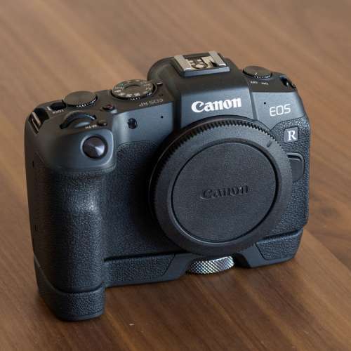 香港行貨 Canon EOS RP + 手柄 EG-E1 + 兩原裝電 (Full-Frame RF)