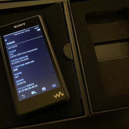 （近全新品）Sony WM1A 黑磚