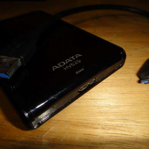 ADATAHV620(1000GB) 外置1T 2.5吋硬碟