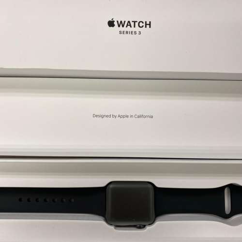 9成7新 Apple Watch 3 38mm Gray W/ Black Sport Band (F02)