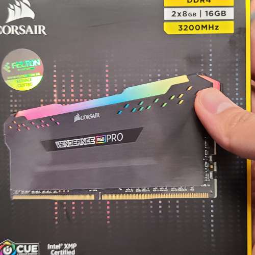 Corsair Vengeance RGB PRO16GB (2 x 8GB) DDR4 DRAM 3200mhz