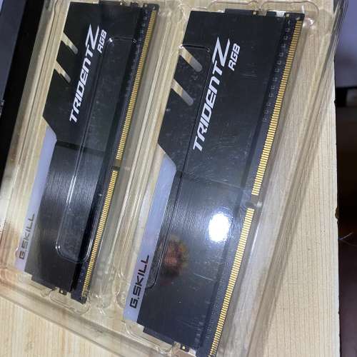 G.Skill TRIDENT Z RGB 8GBX2 CL16 3200速