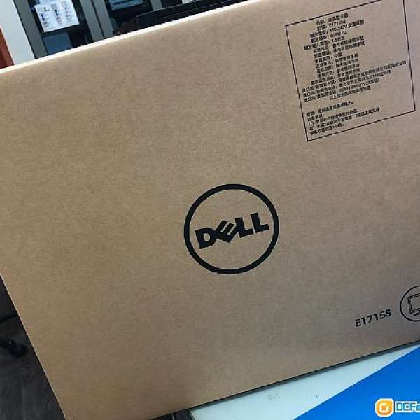 100 % NEW Dell 17" LCD Monitor 顯示器 E1715S 全新未開盒