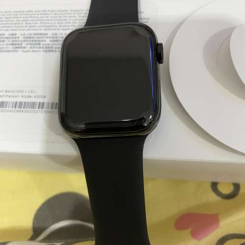 出售apple watch Series4 黑色不鏽鋼 44MM gps+cellular有保養