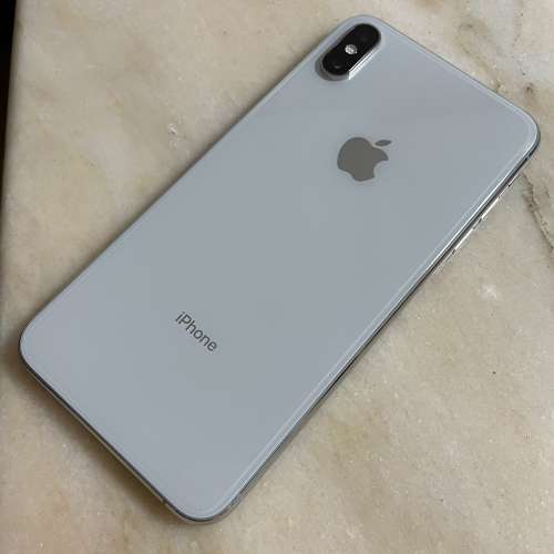 出售 iPhoneXS Max 256GB 銀色 95%新
