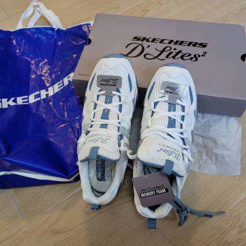 Skechers 健康運動鞋。