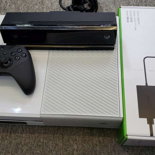 Xbox One 500G White 跟火牛 Xbox Elite 2 手制 Kinect