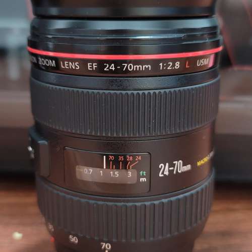 Canon ef 24-70mm f2.8L