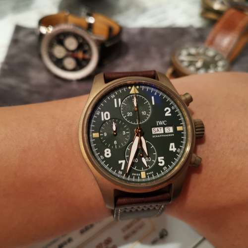 IWC IW387902 spitfire / pilot