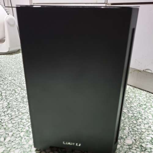 LIAN LI PC-TU150 aluminium mini-itx chassis (聯力機箱 , SFFC, SFX PSU)