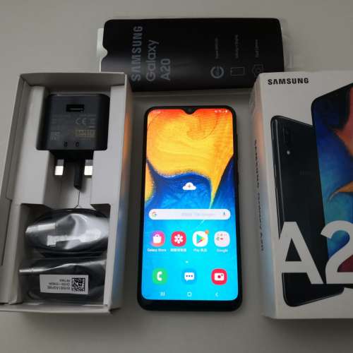 三星行貨SAMSUNG Galaxy A20, 6.4’屏幕 ,32GB黑色手機,單盒齊(有保養至2021年1月)