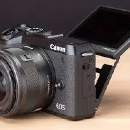 95%new Canon EOS M6 Mark II + 15-45MM 行貨CMK單 購自3月 有單齊配件