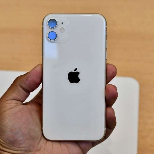 iPhone 11 256GB White Warranty 2021/04