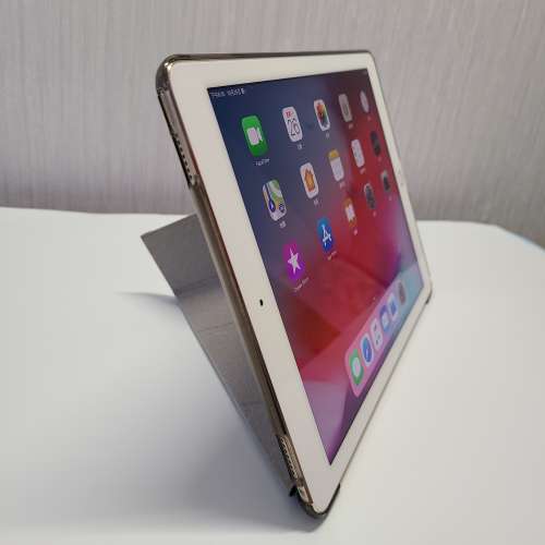 iPad Pro 9.7吋 256g 金色 WIFI版 完美無花 送支架保護套 2474