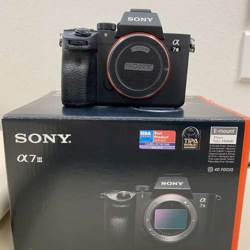 Sony A73