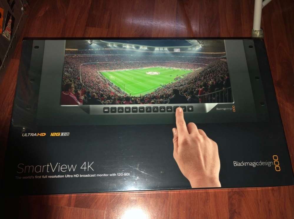 全新Blackmagic smartview 4k monitor 17吋- DCFever.com