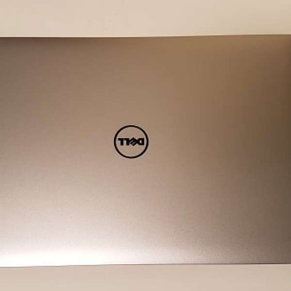 Dell XPS 15 IPS1080第7代 i7 7700HQ Nvidia GTX 1050, 512SSD 16GB DDR4