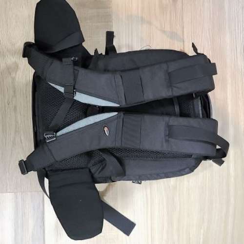 Lowepro Vertex 100AW Backpack 相機背囊