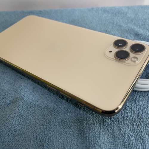99.99%New iPhone 11 Pro Max 256GB 金色 香港行貨 蘋果保養至2022年1月24日 跟配...