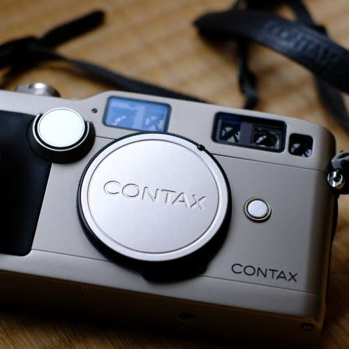 Contax G2 with TLA200