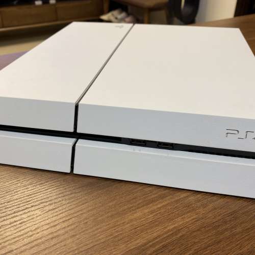 PS4 500GB 冰河白