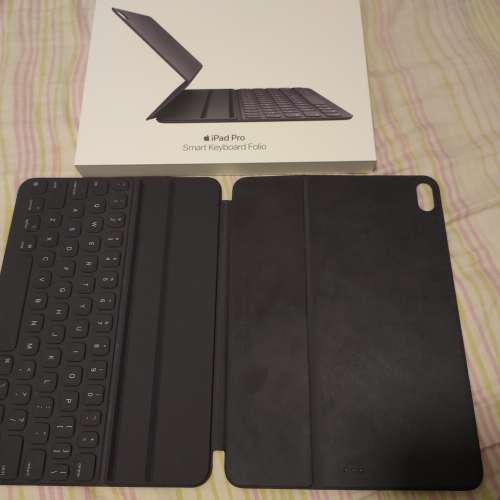 九成新smart keyboard folio 適用於ipad air 4 10.9"和ipad pro 11" 2018 有盒