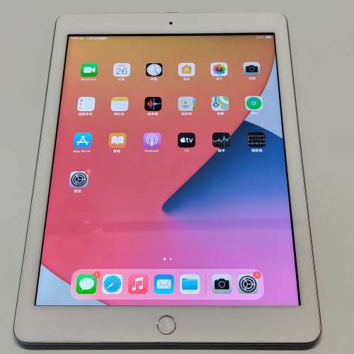 iPad 2017 32g 銀色 WIFI版 完美無花 送折疊保護套 iPad 第五代 3116
