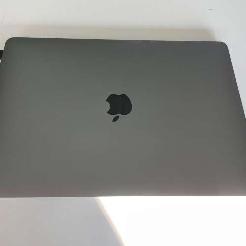 MacBook air 2019 8g ram 128g ssd 90%new