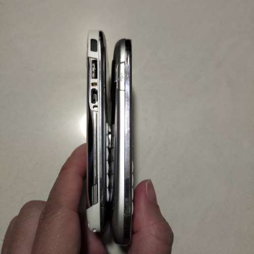 Nokia E71 及 E6-00 銀白色 繁體