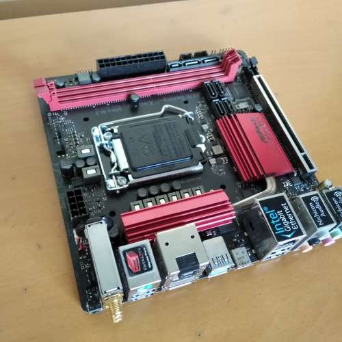 (新淨Z270 itx)華擎玩家至尊 Z270 Gaming-ITX/ac連原裝背板 (正常運作 BIOS已更新...