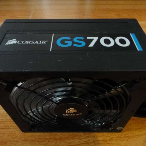 Corsair GS700 CMPSU-700G 80Plus ATX火牛