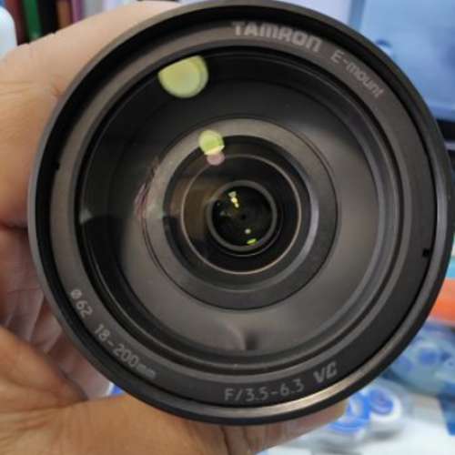 Tamron 18-200mm F/3.5-6.3  Sony e-mount